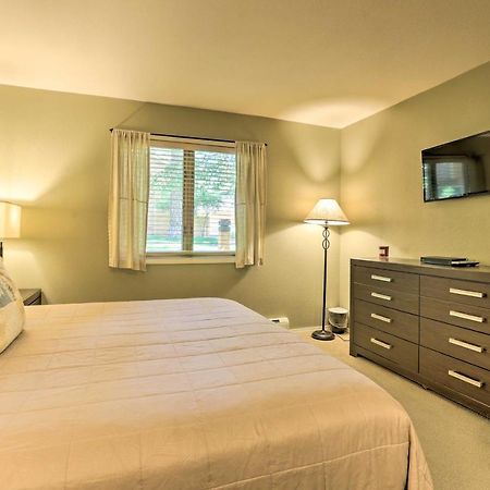 Corner-Unit Condo With Grill Walk To Lake Tahoe! Инклайн-Виллидж Экстерьер фото