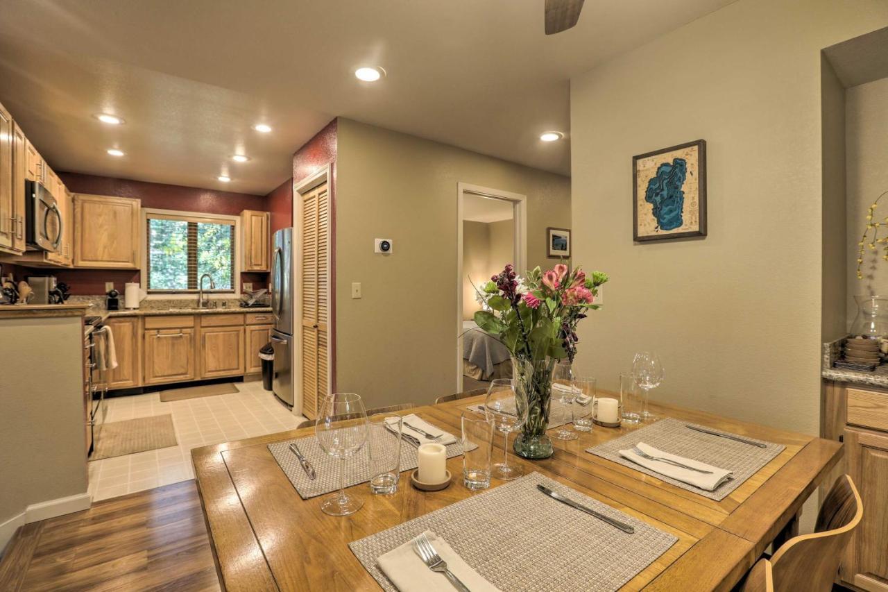 Corner-Unit Condo With Grill Walk To Lake Tahoe! Инклайн-Виллидж Экстерьер фото