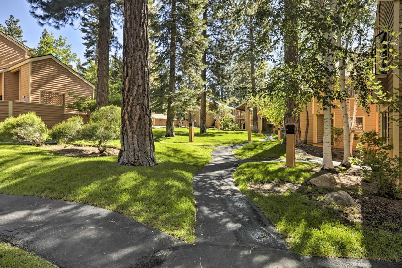 Corner-Unit Condo With Grill Walk To Lake Tahoe! Инклайн-Виллидж Экстерьер фото
